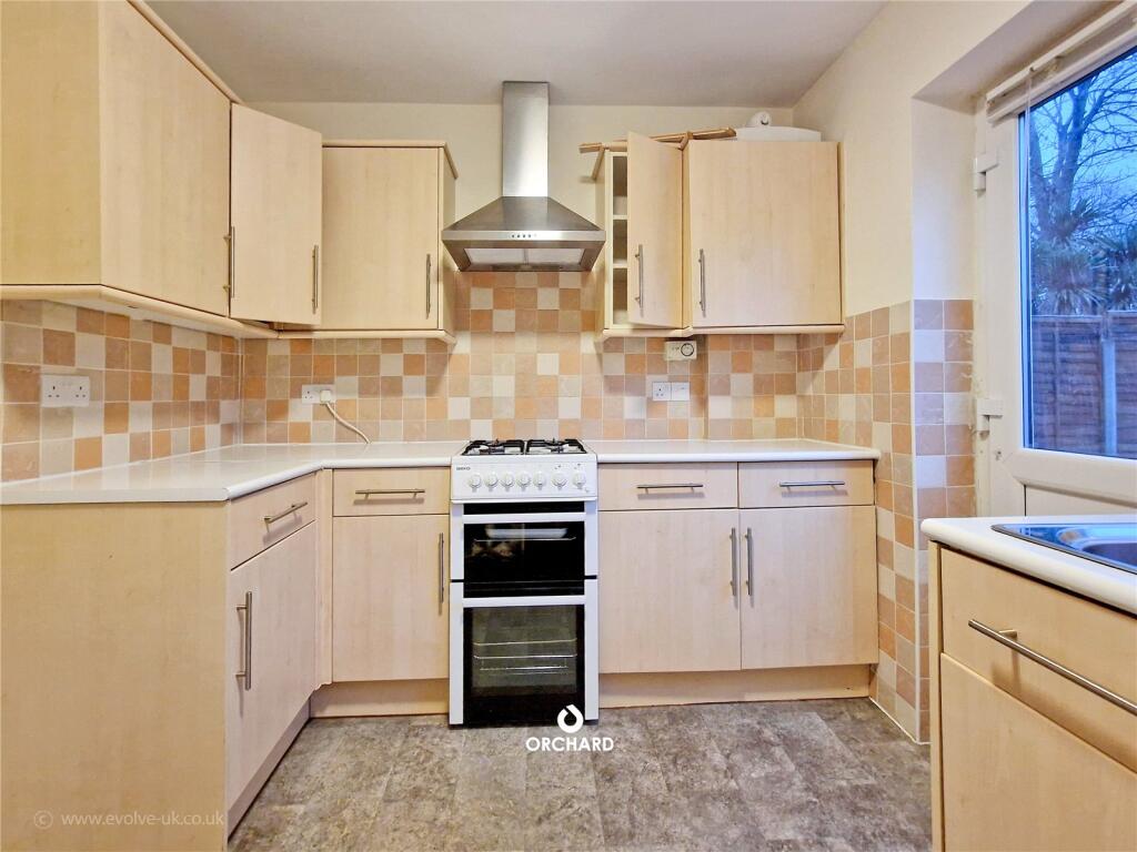 Willow Tree Close, Ickenham, UB10