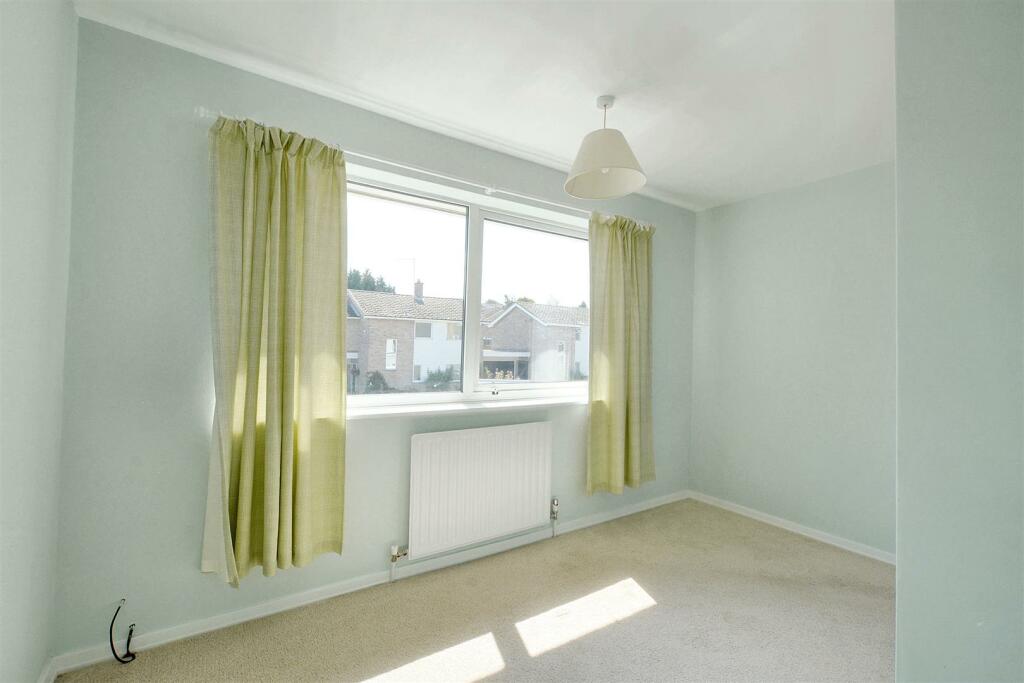 Bedroom 3_2.jpeg