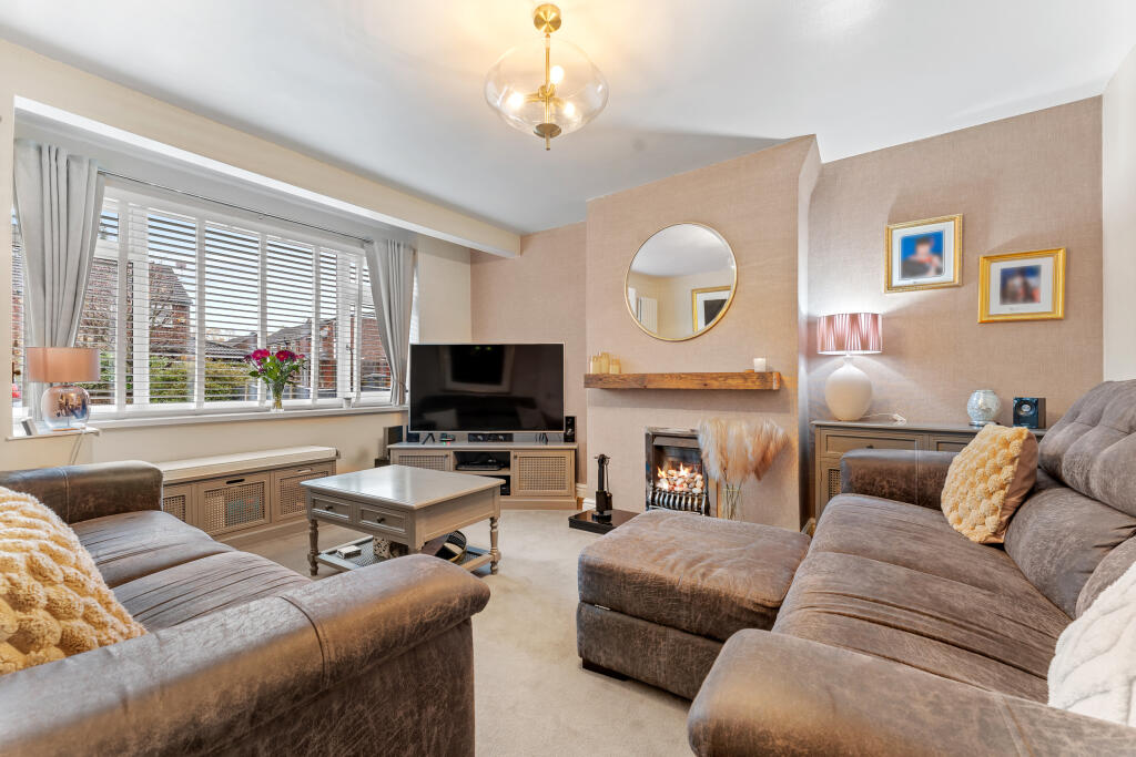 3 Watton Close16.jpg