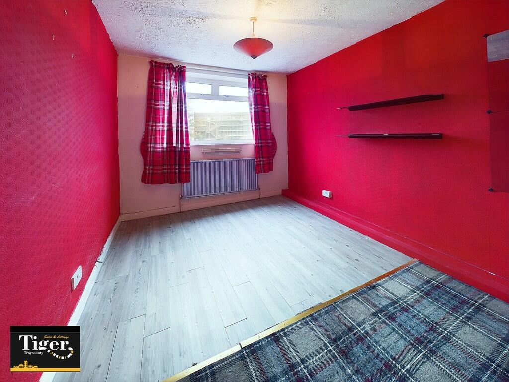 CAM02176G0-PR0395...