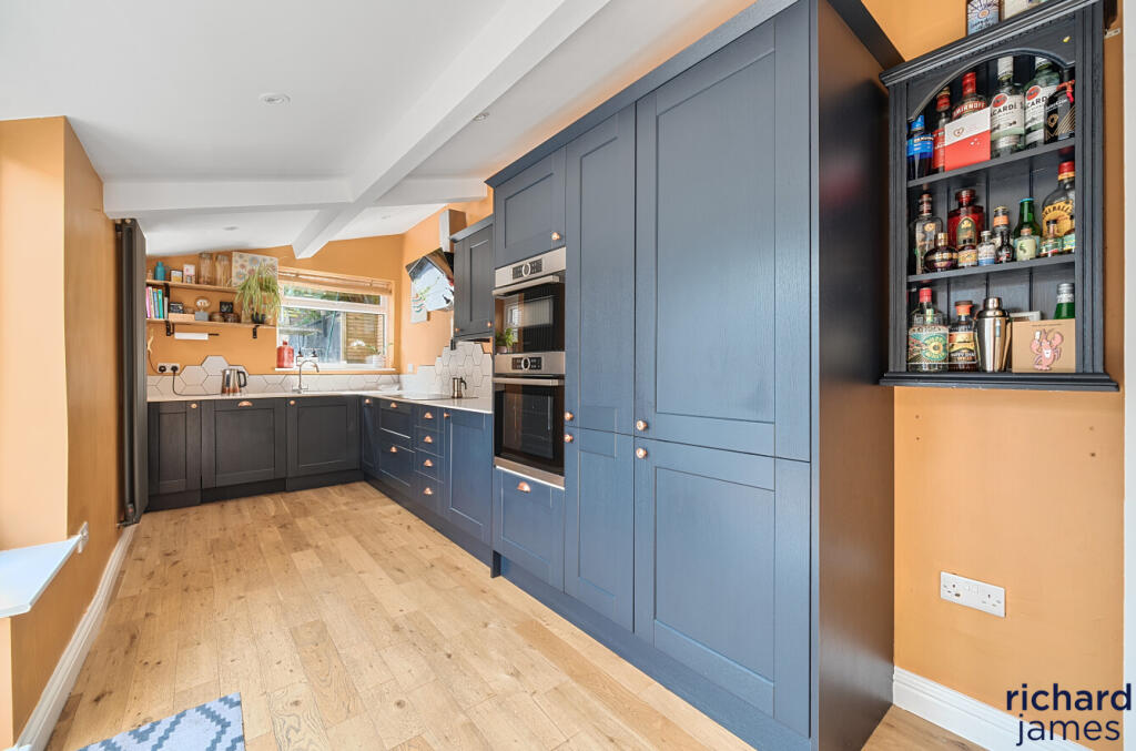 d7886db814a448eba3a337b337716941