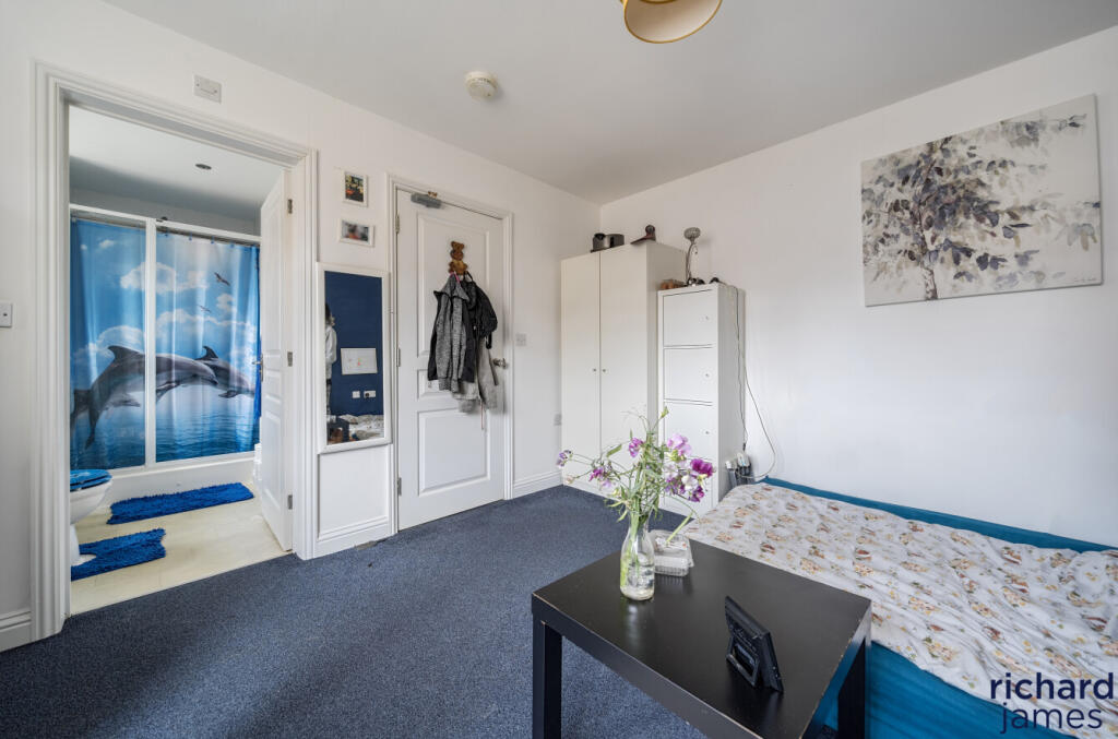 4d94a2b7396740df8d99e01ddd8676f8