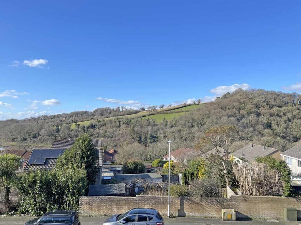 Holly Park Drive 46 View 2.jpg