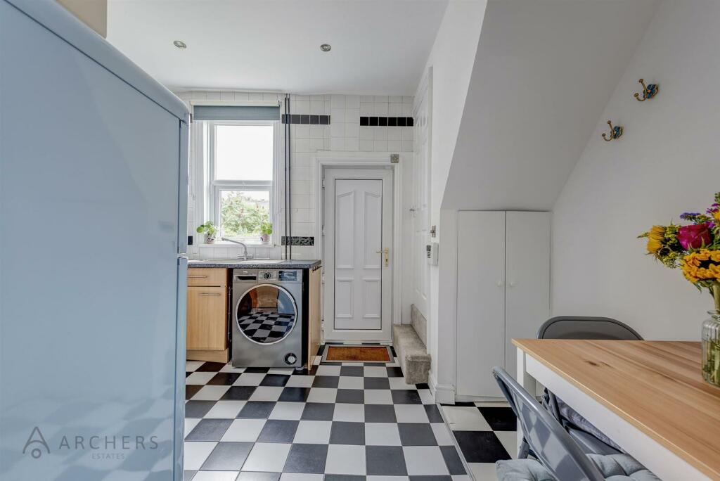 16LoxleyViewRoad(Interior)-7.jpg