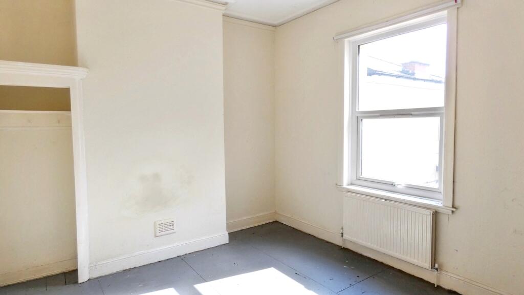 Flat 3, 40 Albany Street, Hull, East Yorkshire, HU3 1PL