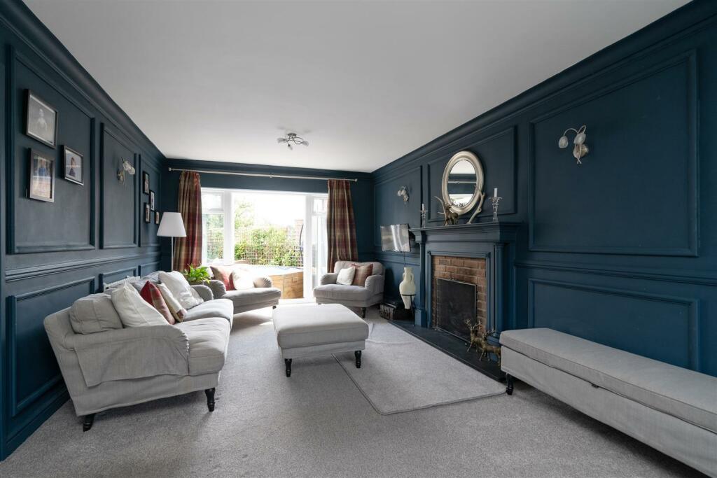 6 Holland Avenue, Knowle, Solihull, B93 9DW_26.jpg