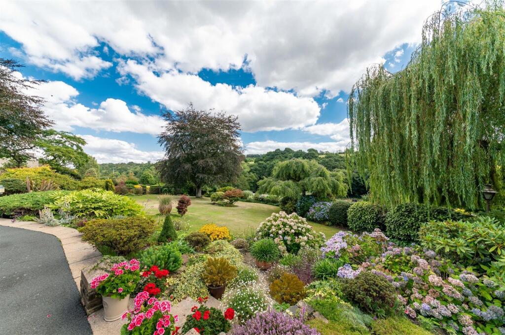 GARDENS