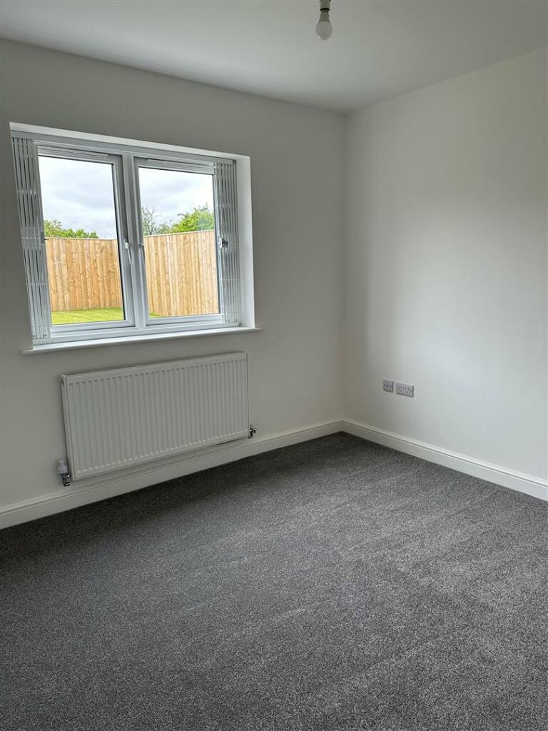 BEDROOM 3/ DINING ROOM