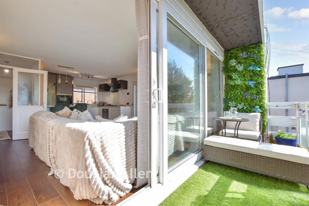Balcony / Terrace