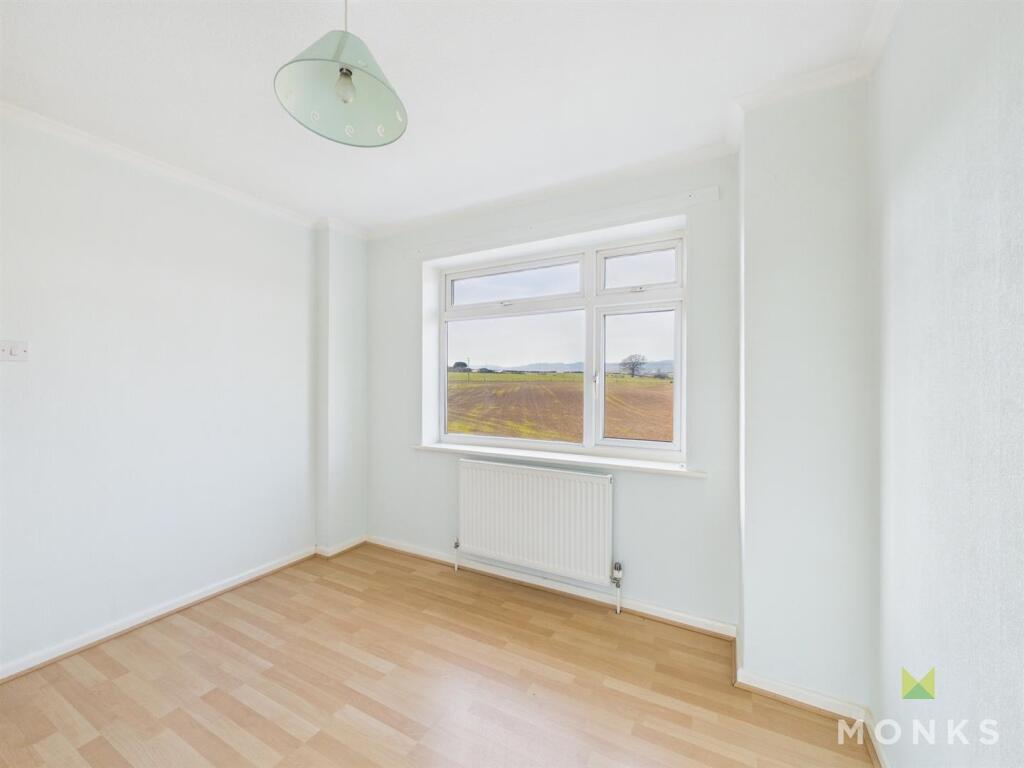 CAM01420G0-PR0590-STILL018.jpg