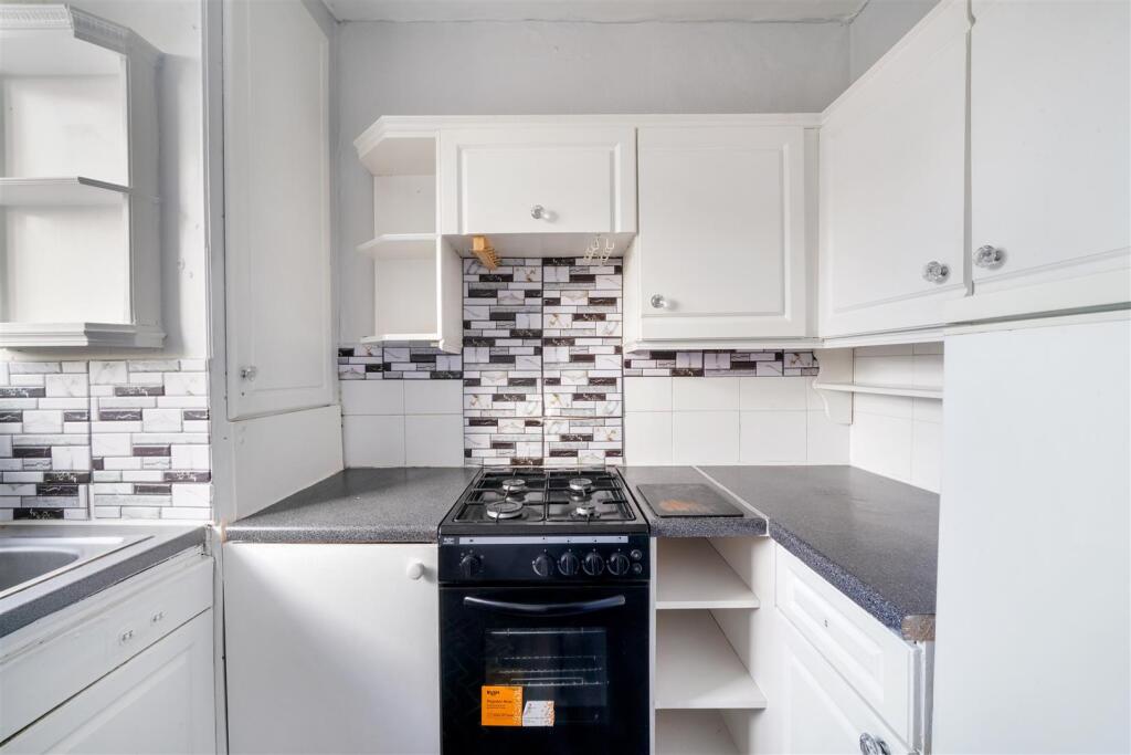 8 Preston Court, York Road - eBGiuSgUhmxjJL6dnitP.