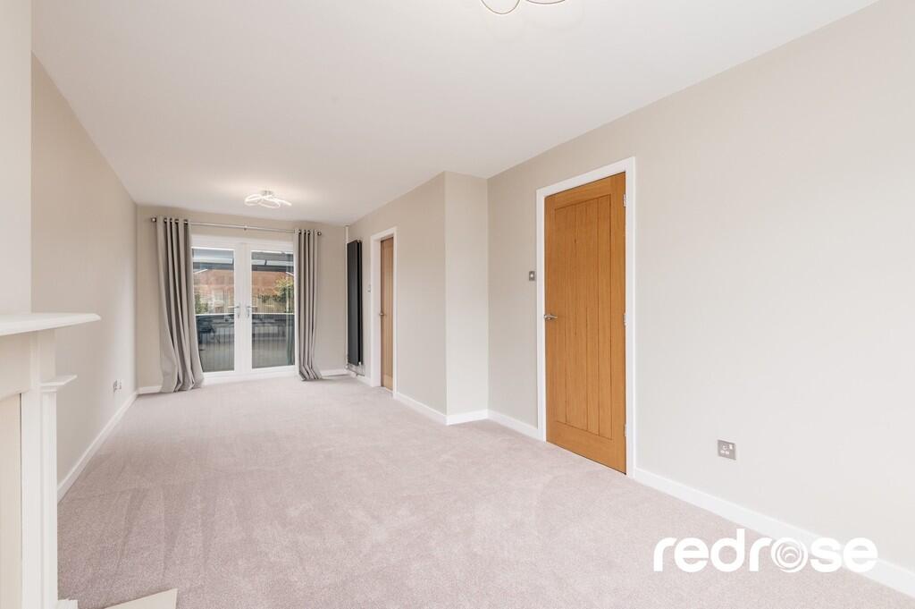 web_18 Harlech Dr...