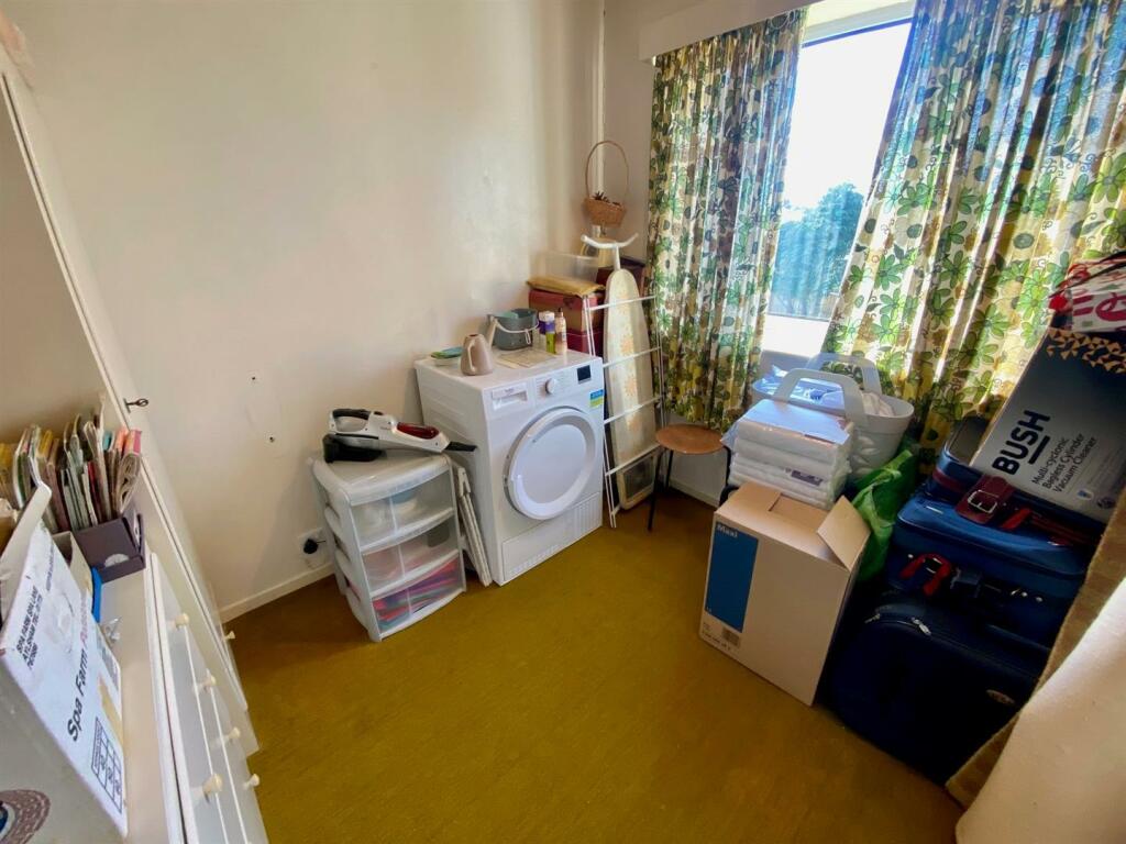 bed 3.jpg