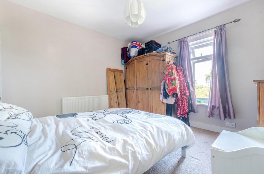 1309704-22-6852df...