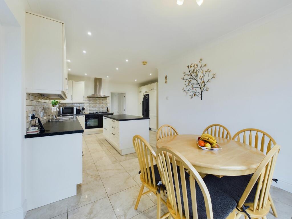 Kitchen Breakfast Room