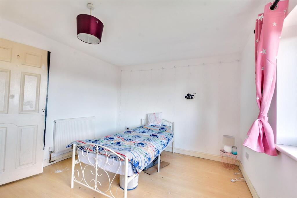 Bedroom 2_2.jpeg