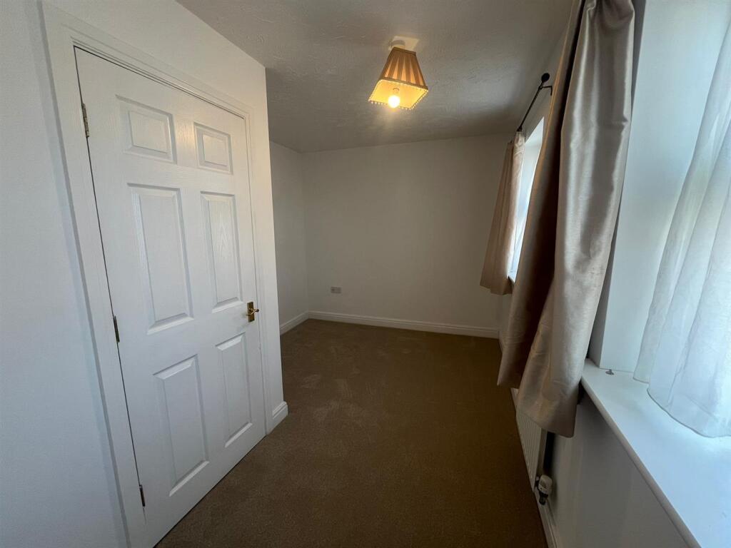 Second bedroom.jpg