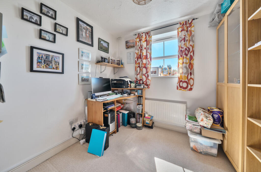 1316634-10-6862b6...