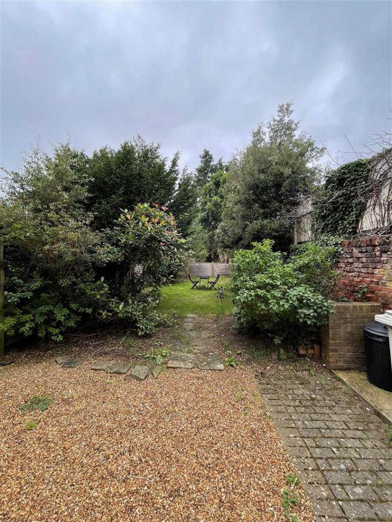 Garden 1.jpg