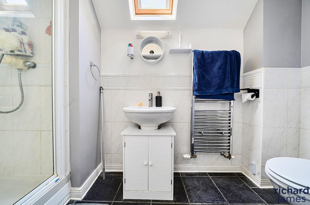 105f7161ded943f5915d20a2330f7db5