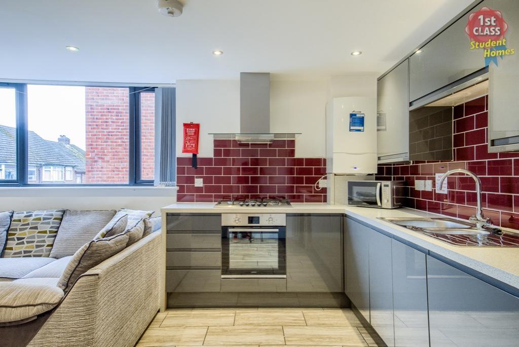 Kitchen/Living Room