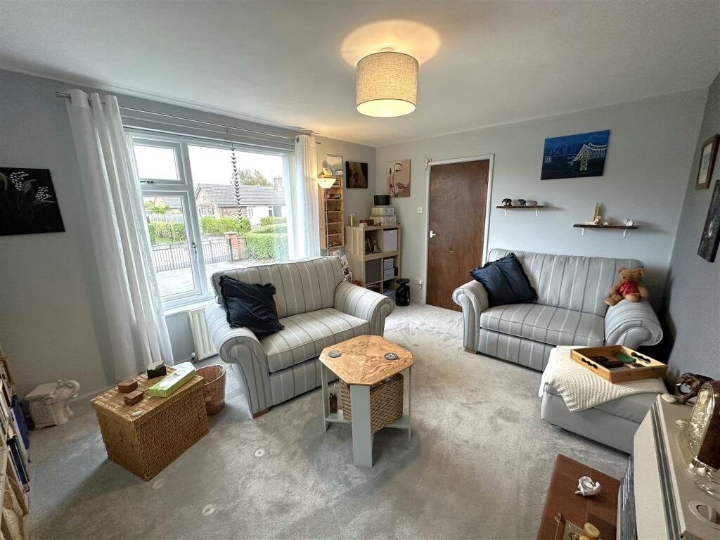 Large Living Room 994