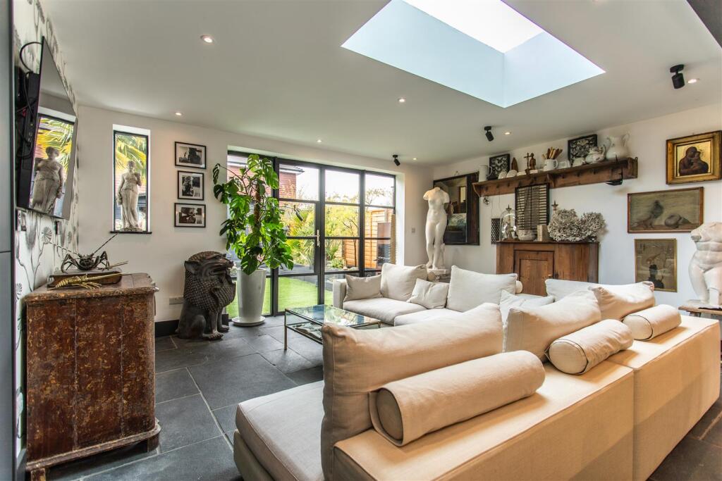 17 Fitzgerald Road41.jpg