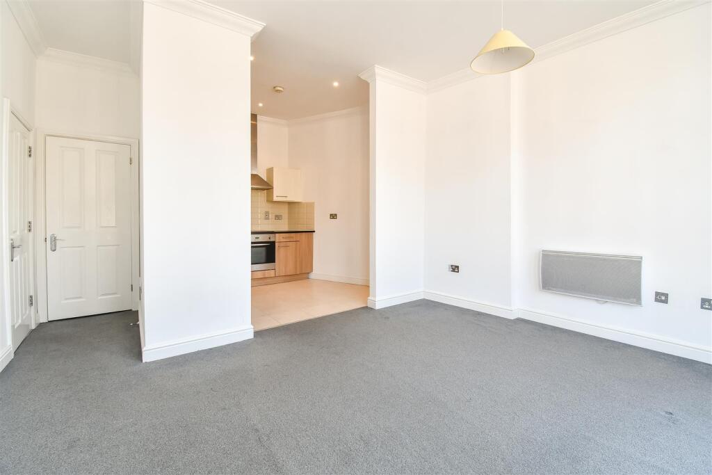 Living / Dining Room