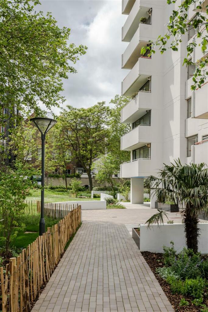100 Luxborough Tower-13.jpg