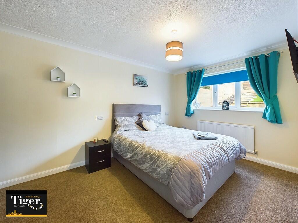 CAM03440G0-PR0216...