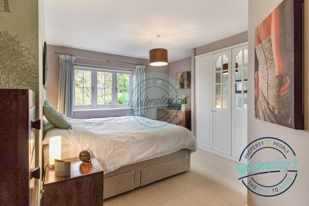Entrance to main bedroom