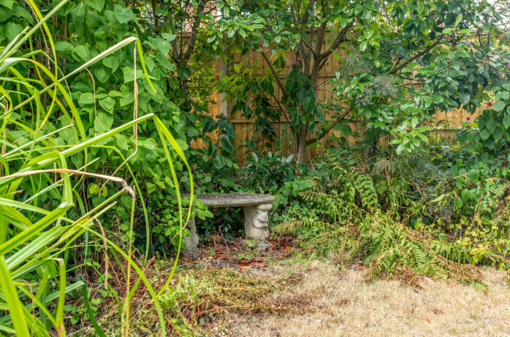 1334711-4-68920c2...