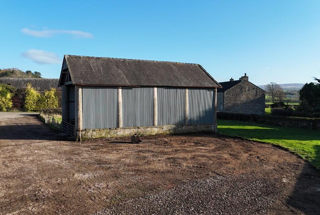 Barn 3