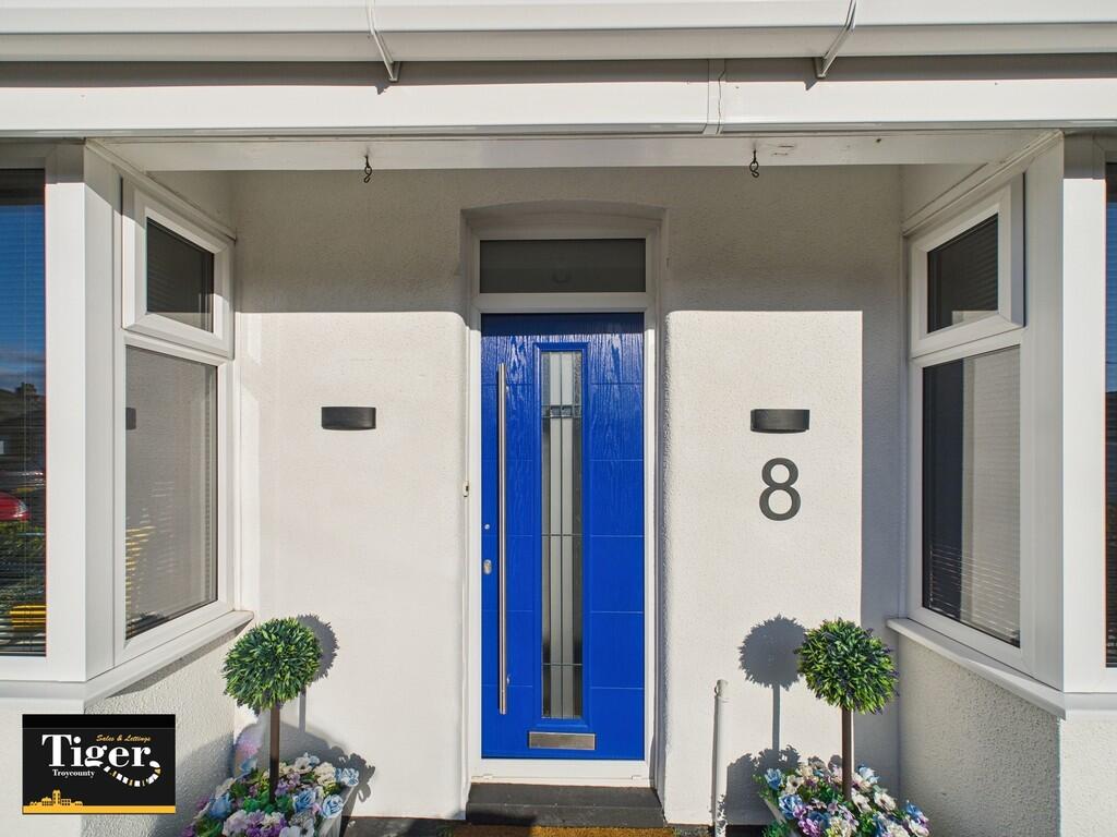 CAM02176G0-PR0514...