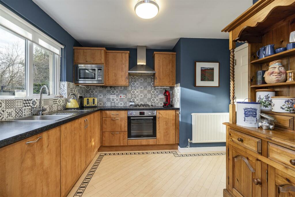 18 Cleuch Avenue North Middleton 19.JPG
