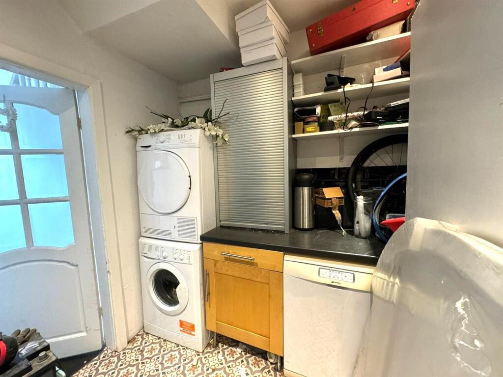 PHOTO-2025-06-06-12-22-08 1.jpg