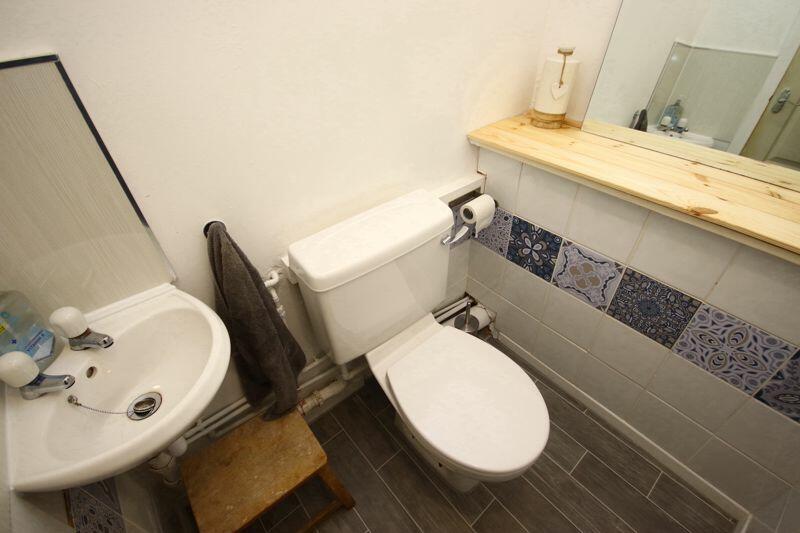 Photo 44