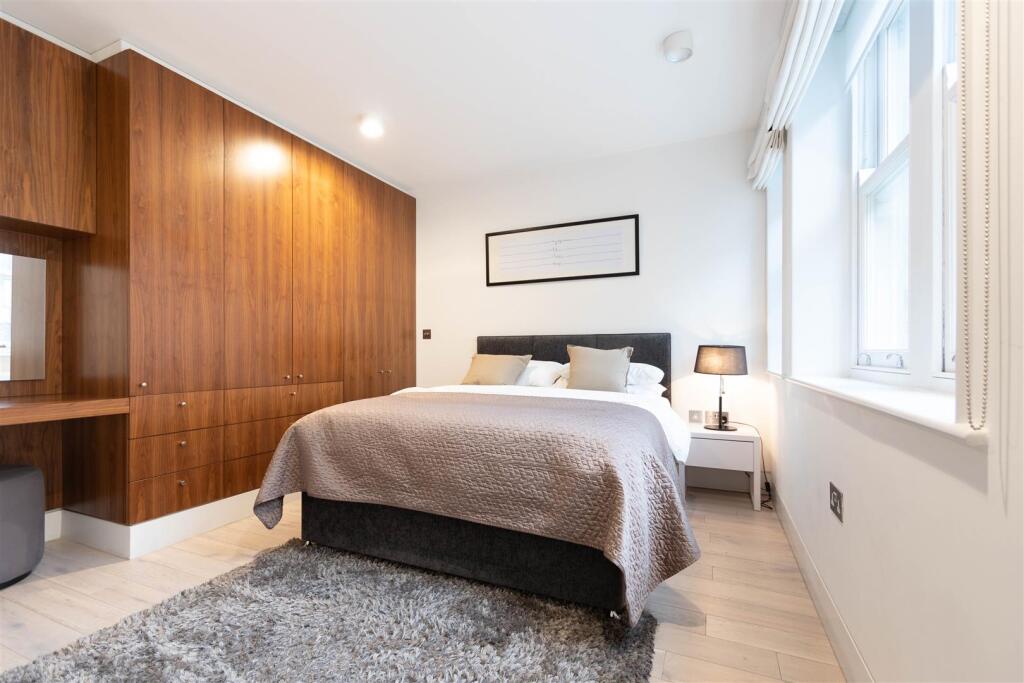 bedroom (1 of 1).jpg