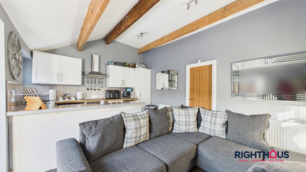 Open Plan Lounge/Kitchen