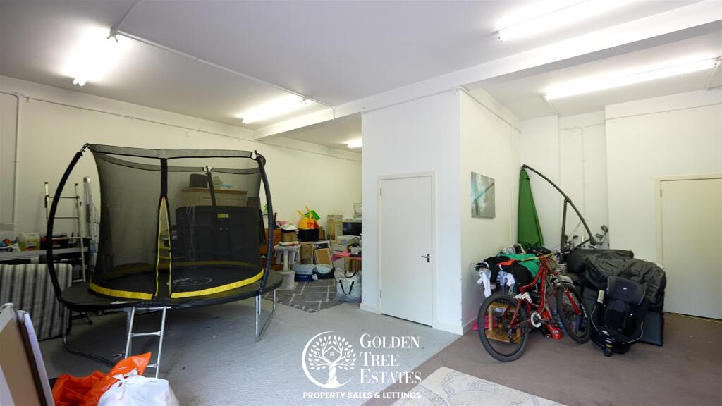 Double Garage