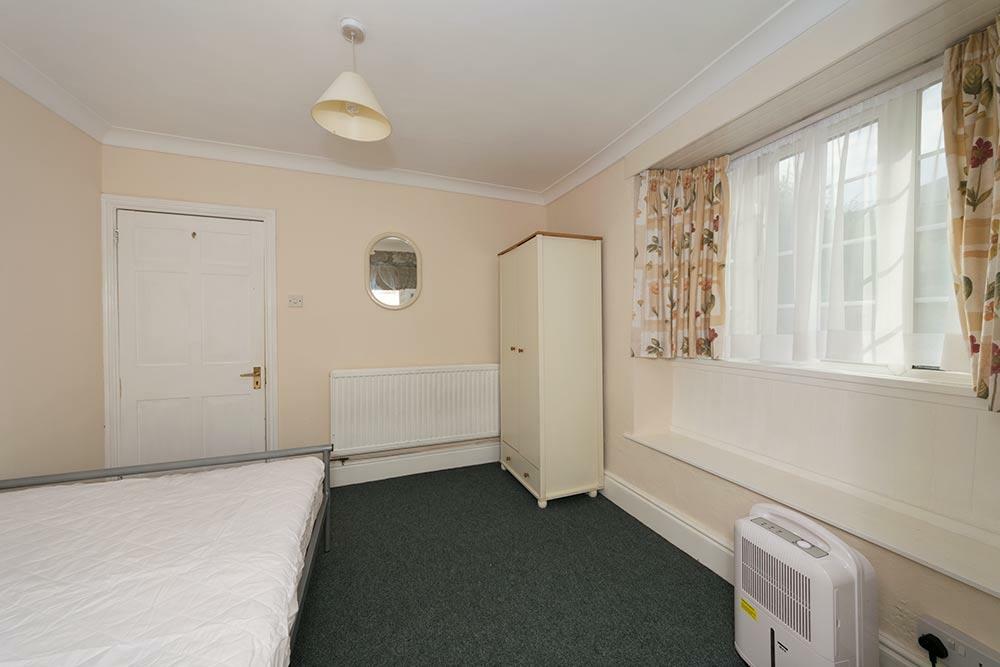 room-2-2.jpg