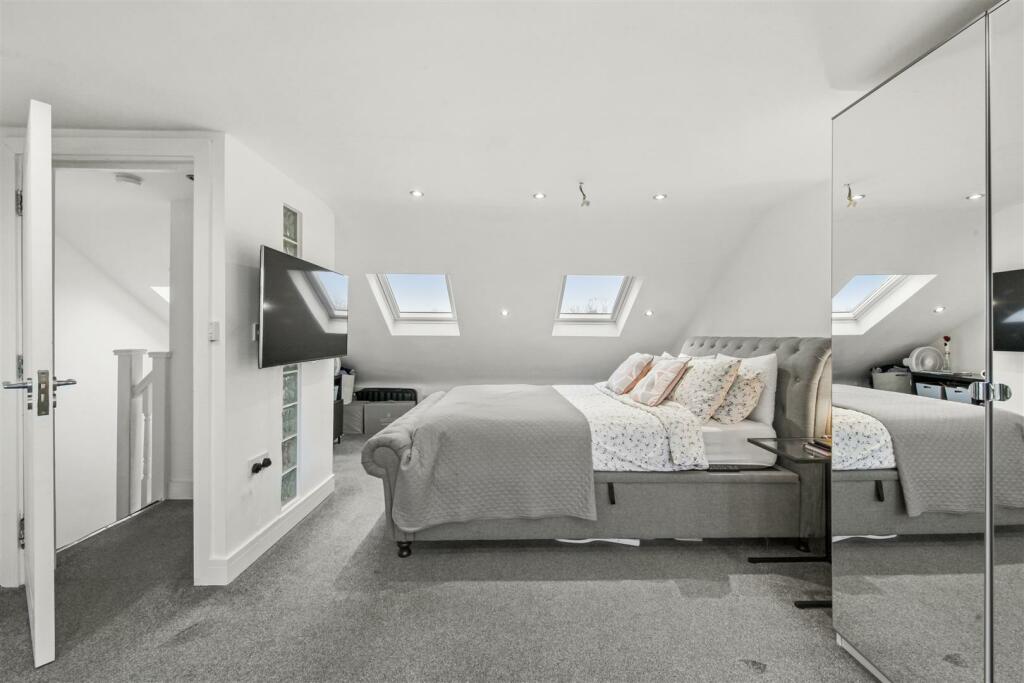 10 Greenbank Avenue - f7YdsAkJ2NMs2E39Q2EM.jpg