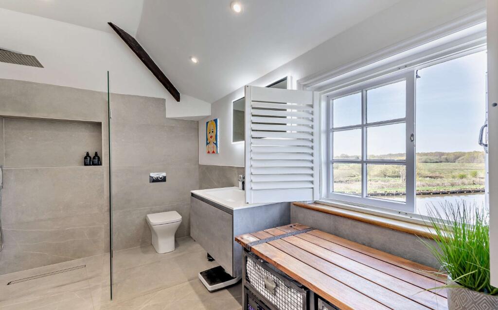 Principal Ensuite