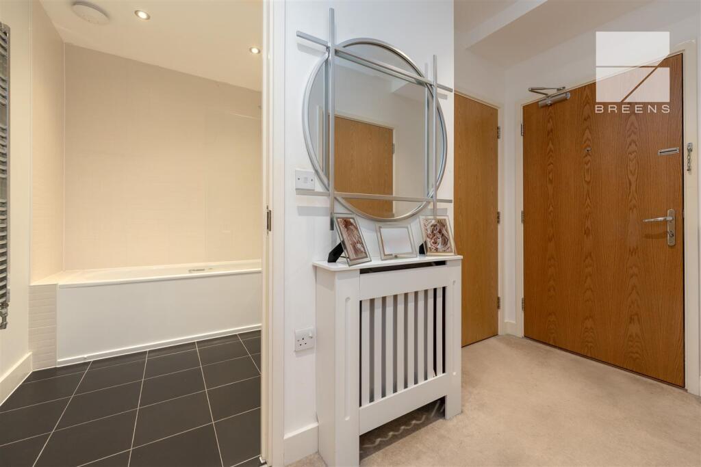 Flat 51 Furrow House_0016.jpg
