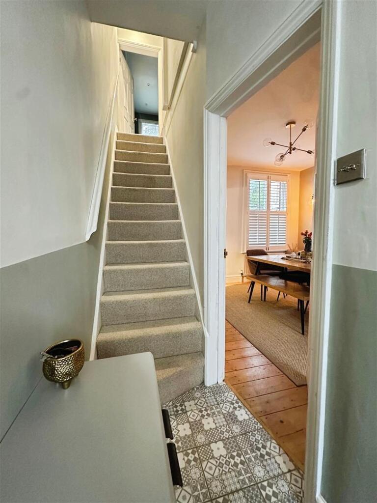 9dd501d6--4043-94B1-A2C64F43DB14-85894-00001C1C251