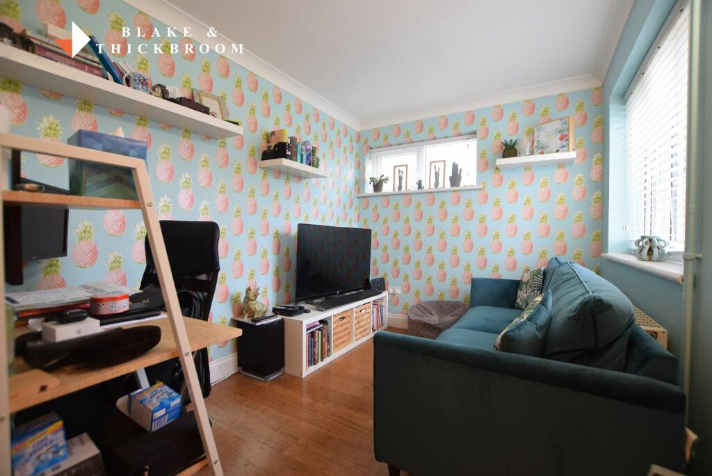 BEDROOM FOUR /OFFICE