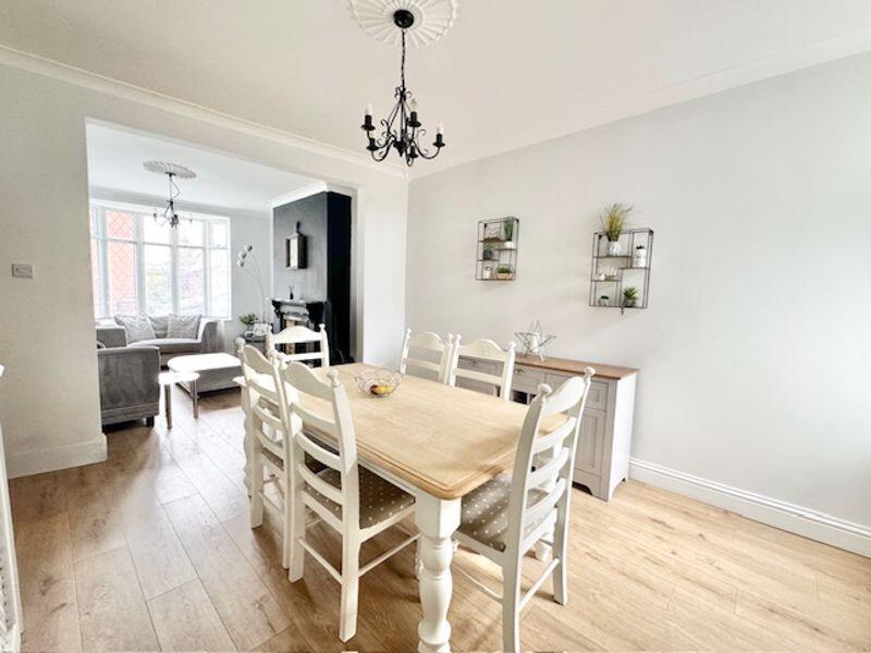 Dining room to lounge