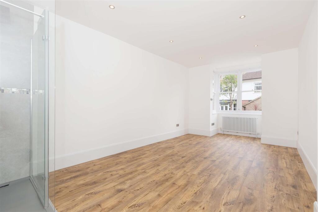 Adelaide Crescent_14.jpg