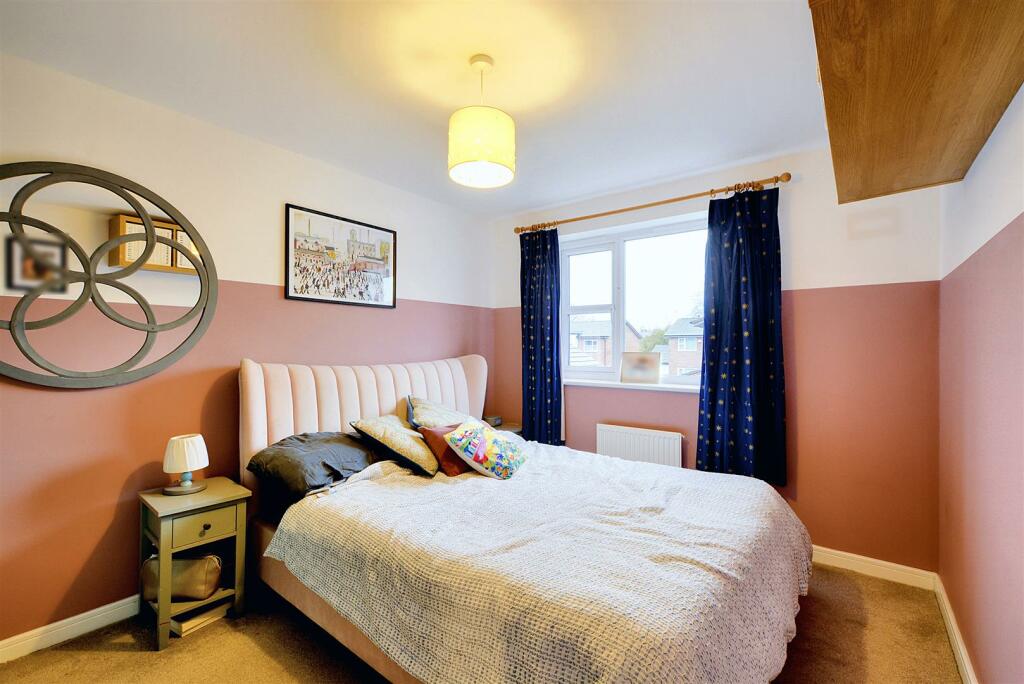Bedroom 2_1.jpeg