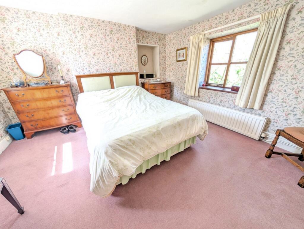 pbox-bedroom-322449.jpg
